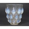 René LALIQUE – Vase RAMPILLON dit CABOCHONS et FLEURETTES 1927 19 René LALIQUE – Vase RAMPILLON dit CABOCHONS et FLEURETTES 1927 19