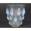 René LALIQUE – Vase RAMPILLON dit CABOCHONS et FLEURETTES 1927 20 René LALIQUE – Vase RAMPILLON dit CABOCHONS et FLEURETTES 1927 20