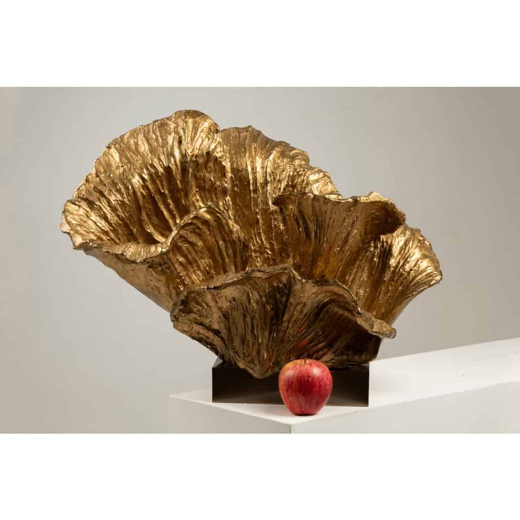 Chrystiane Charles, pour Maison Charles. Lampe en bronze doré. Signée. 5