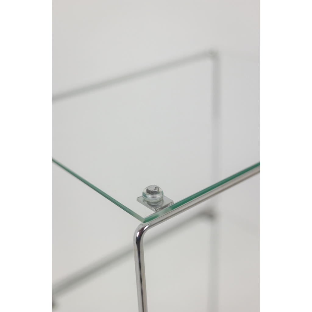 Ensemble de 3 étagères en métal chromé et verre. Années 1970 7