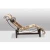 Le Corbusier, Perriand, Jeanneret. Chaise longue LC4. Edition Cassina 19