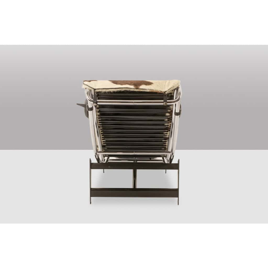 Le Corbusier, Perriand, Jeanneret. Chaise longue LC4. Edition Cassina 6