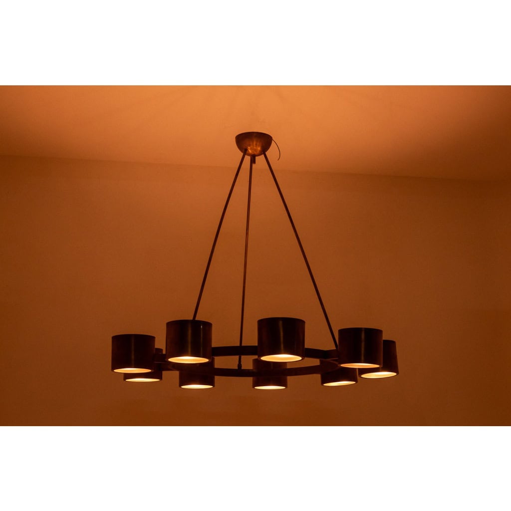 Lustre circulaire en laiton doré mat. Travail italien contemporain 4