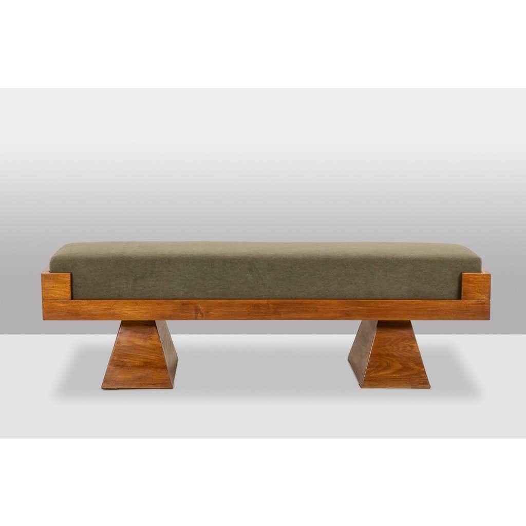 Banquette en frêne et velours de mohair vert. Contemporain 9