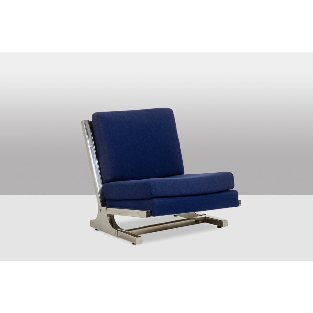 Valérian Rybar Paire de chauffeuses et pouf en acier chromé. Années 70 7 Valérian Rybar Paire de chauffeuses et pouf en acier chromé. Années 70 7