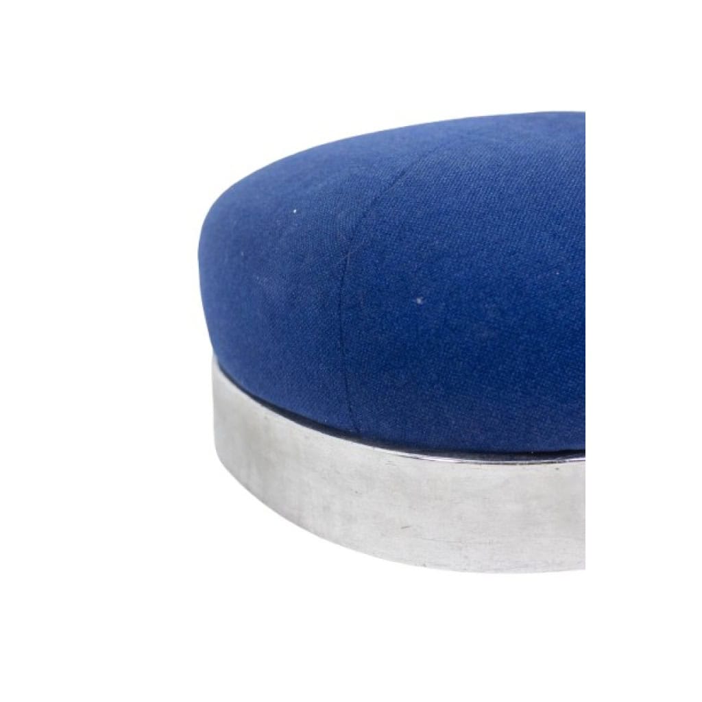 Valérian Rybar Paire de chauffeuses et pouf en acier chromé. Années 70 18 Valérian Rybar Paire de chauffeuses et pouf en acier chromé. Années 70 18