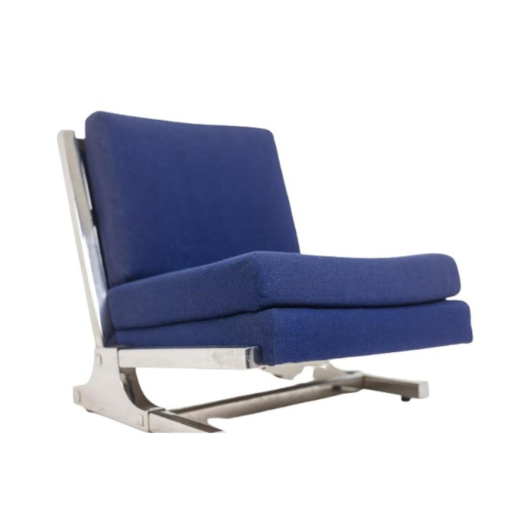 Valérian Rybar Paire de chauffeuses et pouf en acier chromé. Années 70 11 Valérian Rybar Paire de chauffeuses et pouf en acier chromé. Années 70 11