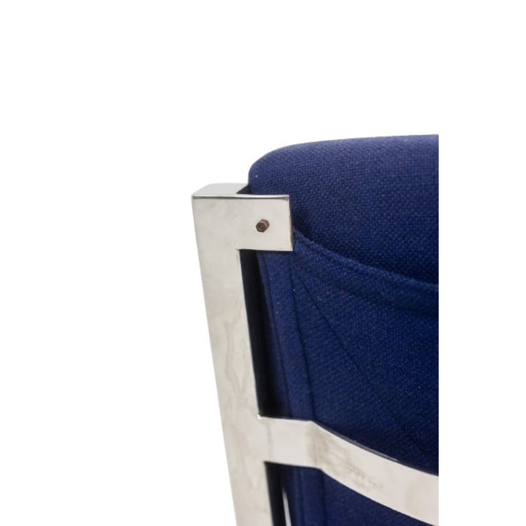 Valérian Rybar Paire de chauffeuses et pouf en acier chromé. Années 70 15 Valérian Rybar Paire de chauffeuses et pouf en acier chromé. Années 70 15