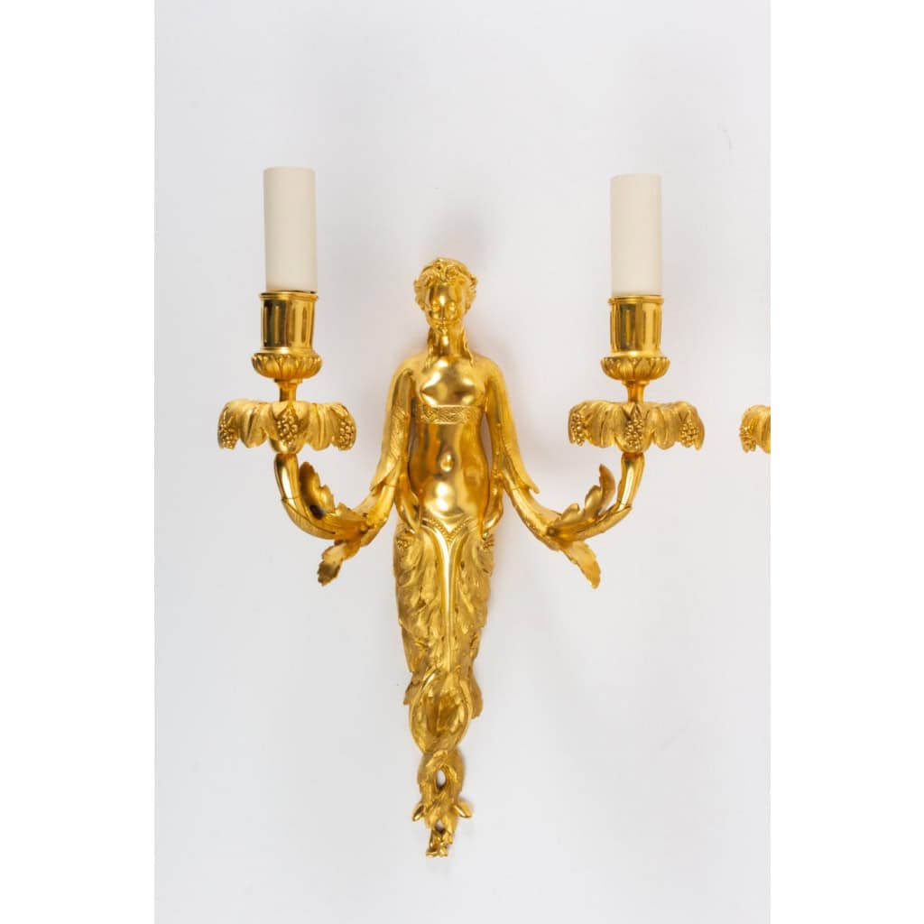 Paire d&rsquo;appliques de style Louis XVI. XIXème siècle. 4